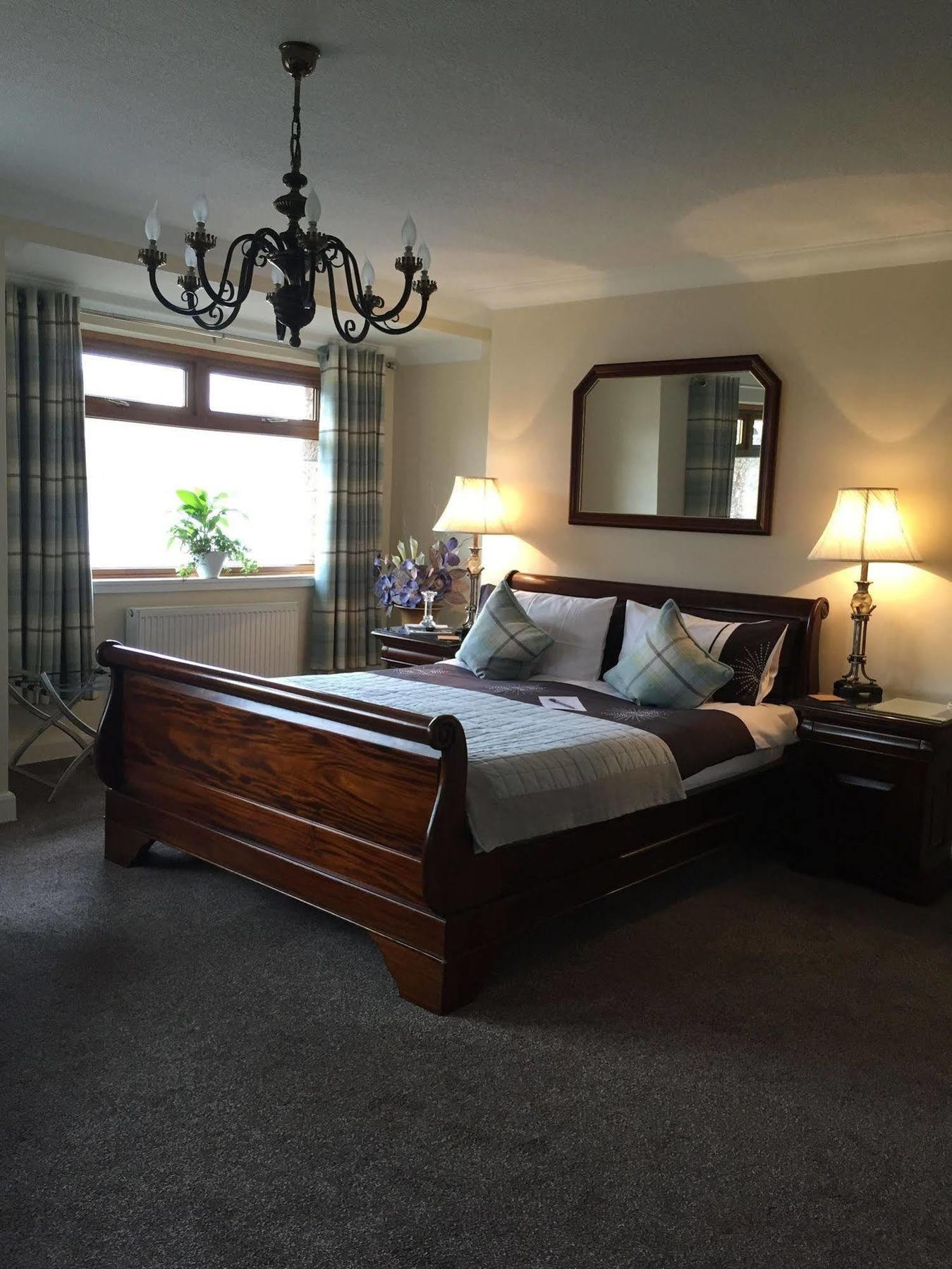 Westcourt Guest House ฟอร์ตวิลเลียม ภายนอก รูปภาพ