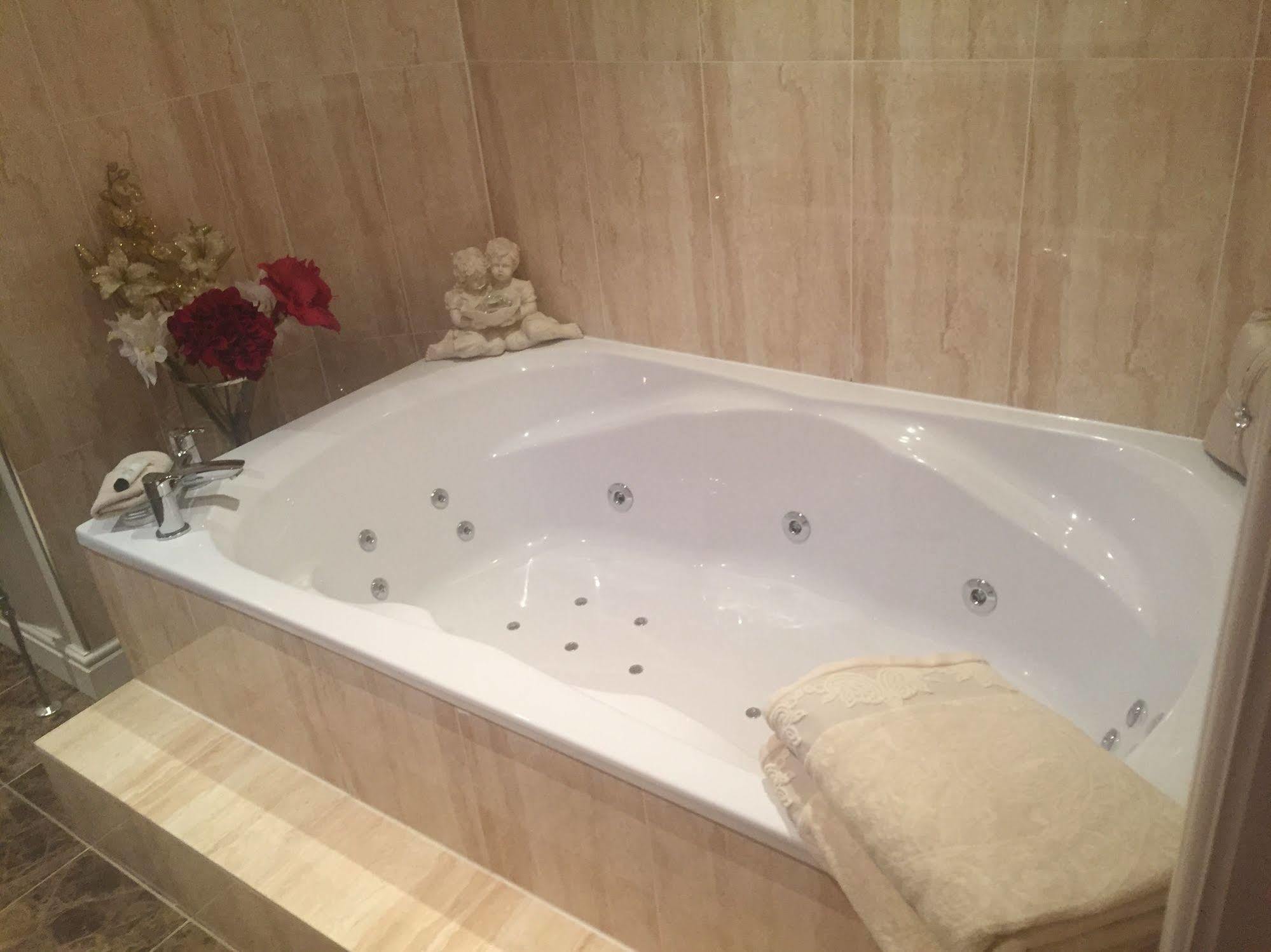 Westcourt Guest House ฟอร์ตวิลเลียม ภายนอก รูปภาพ