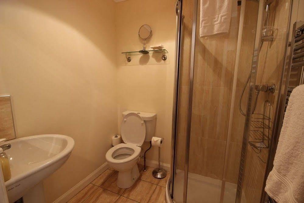 Westcourt Guest House ฟอร์ตวิลเลียม ภายนอก รูปภาพ